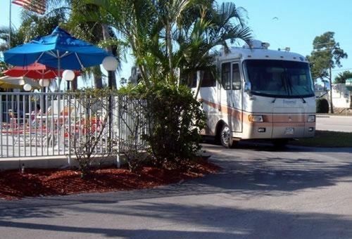 Gulf Air Rv Resort - Campground Fort Myers Buitenkant foto